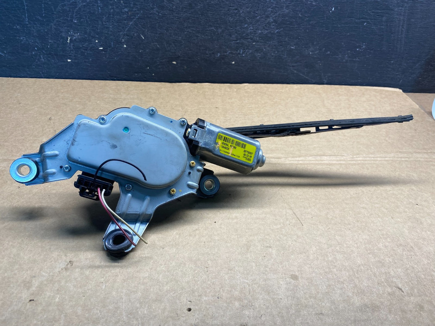 2010 to 2016 Cadillac SRX Rear Windshield Washer Wiper Motor af6880 DG5