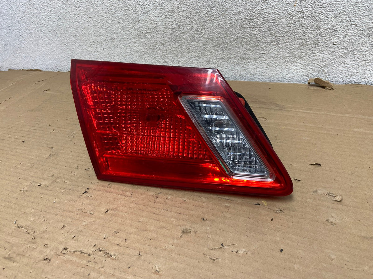 2007 2008 2009 Lexus Es350 Left Driver Lh Inner Tail Light AG8187 LK2