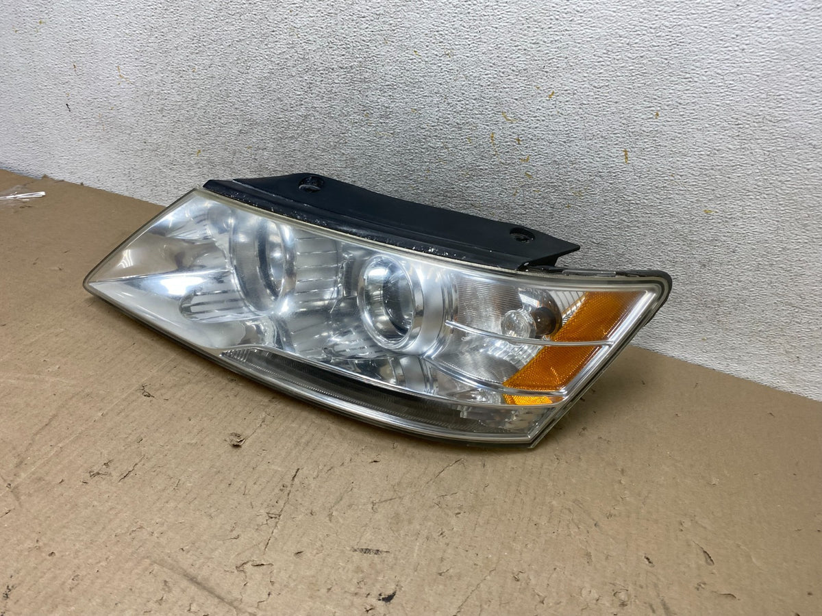 2009 - 2010 Hyundai Sonata Left Driver LH Side Headlight Halogen AH6920 DW2