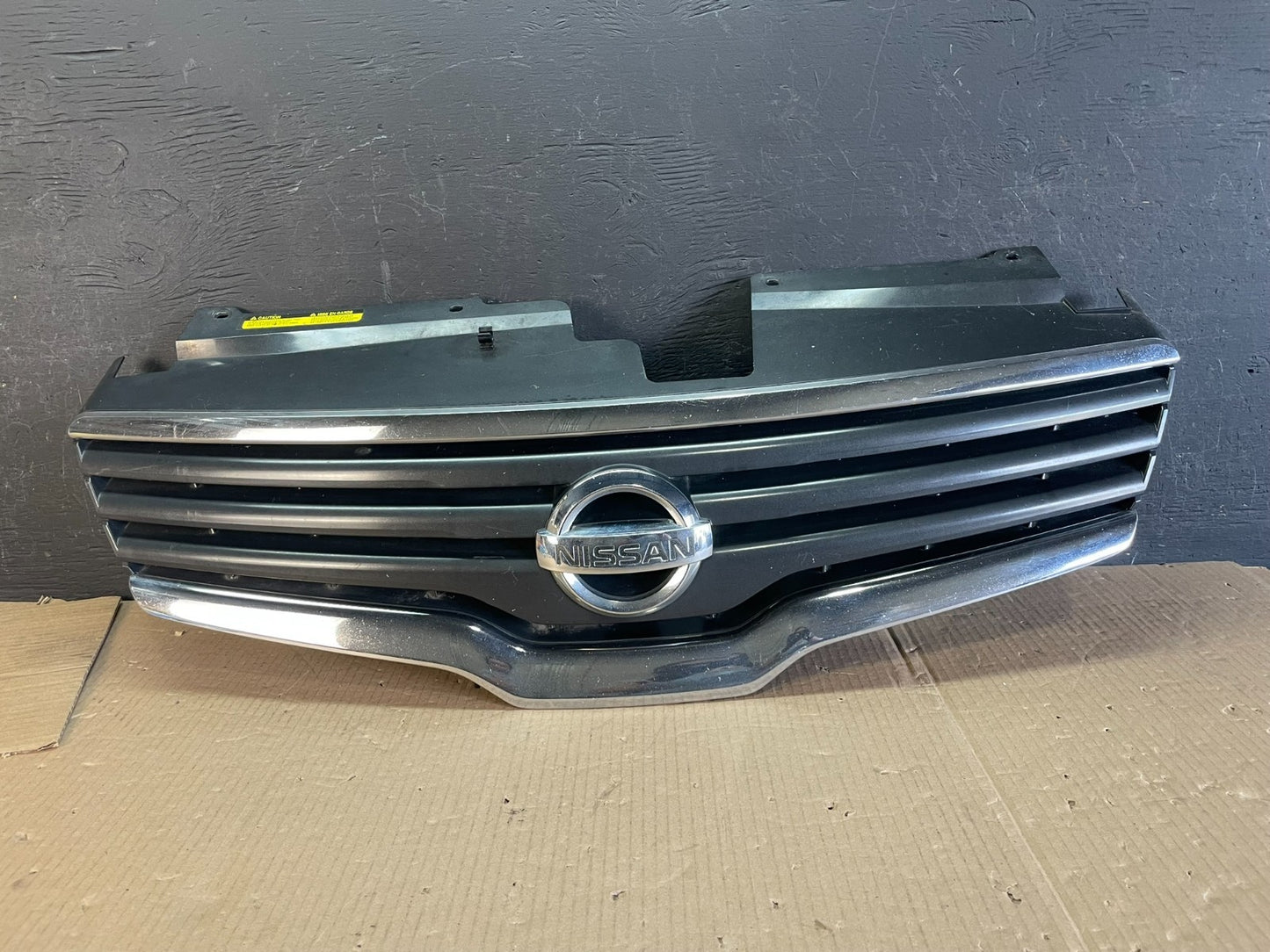 Sedan 2007 2008 2009 Nissan Altima Front Upper Grill Grille AE3708 DG0