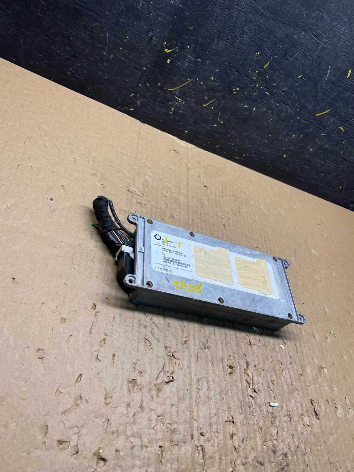 2002 to 2005 Bmw 745i Bluetooth  Control Module Computer Telematics OEM T1558 DG1