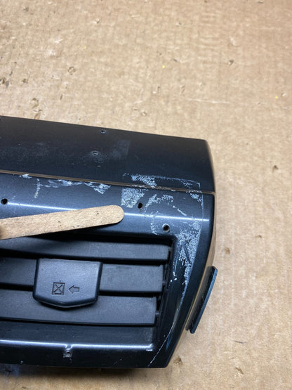 2012 2013 2014 Toyota Prius V Front Center Dash Air Vent G3915 DG11