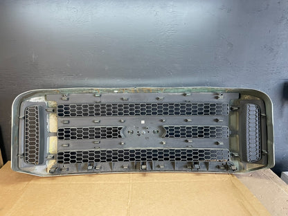 2005 to 2007 Ford Super Duty F250 Front Upper Grill Grille ae0796 DG3