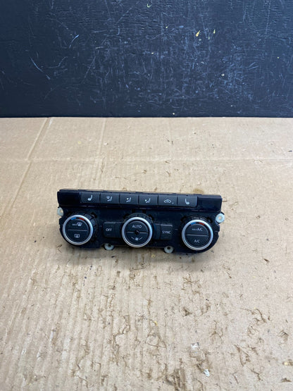 2012 - 2014 Volkswagen  Jetta Center Climate Control Panel AC Heater AC4804 DG0