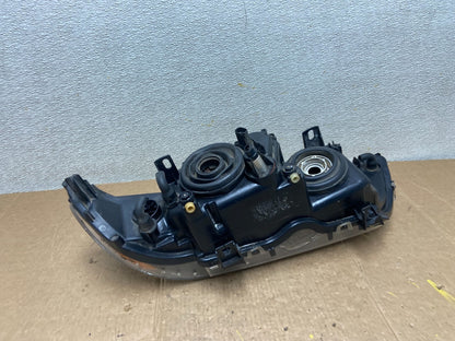 2001-2003 BMW E39 5 Series Right Passenger Side Halogen Headlight OEM AA24906