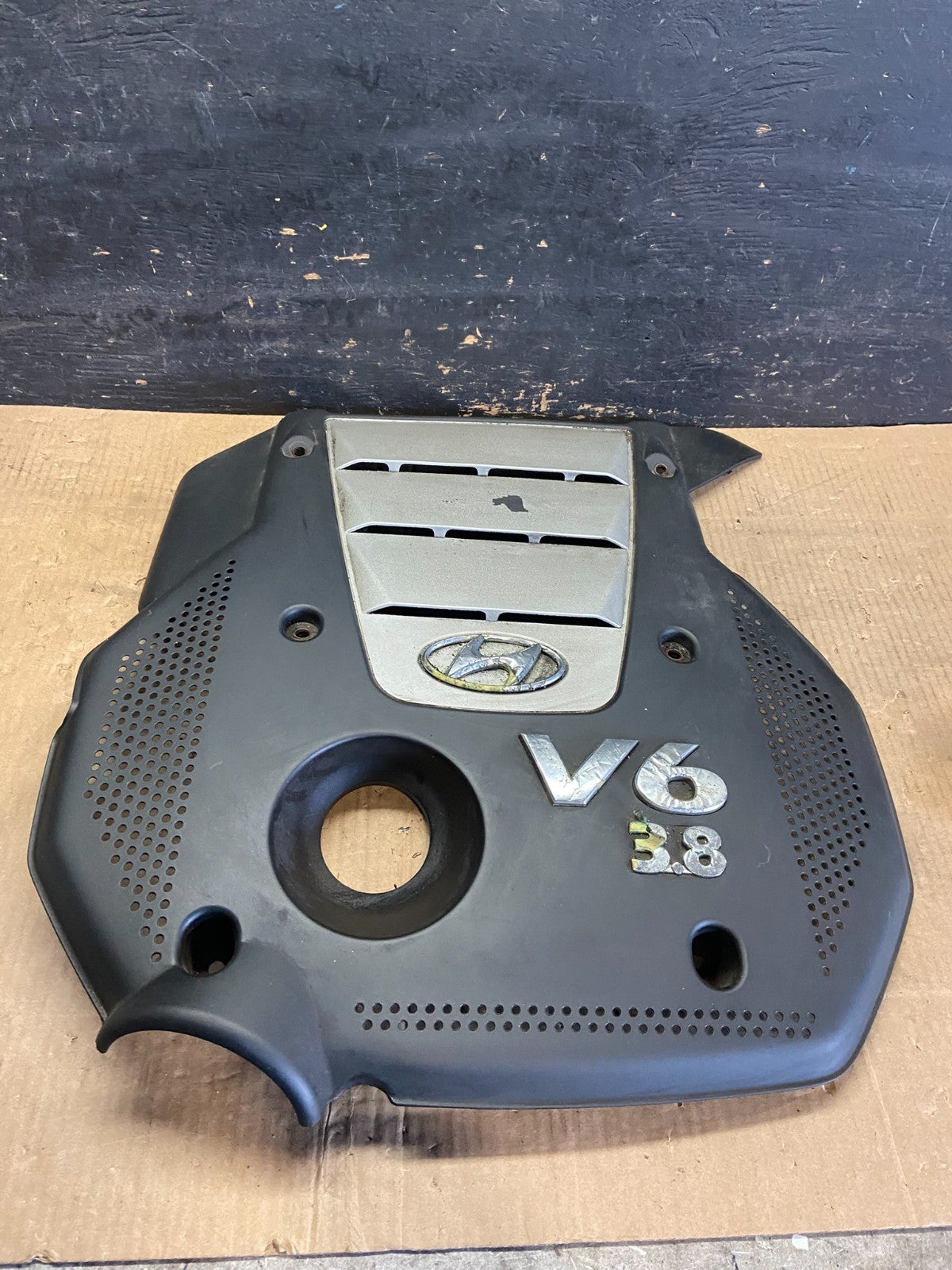 2006 to 2010 Hyundai Azera V6 Engine Motor Shield Cover OEM R7055 DG0
