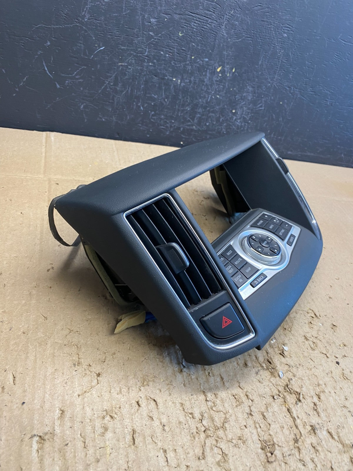 2011 2012 2013 Nissan Maxima Radio Audio Panel Control Bezel Trim  AC4834 DG1
