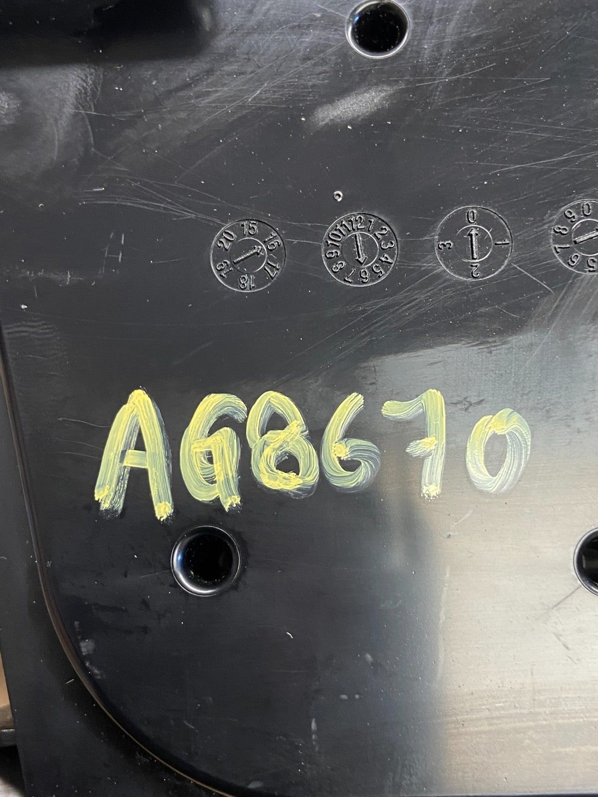 2017 - 2018 Hyundai Elantra Center Heater A/C AC Climate Control Panel AG8670 DG5