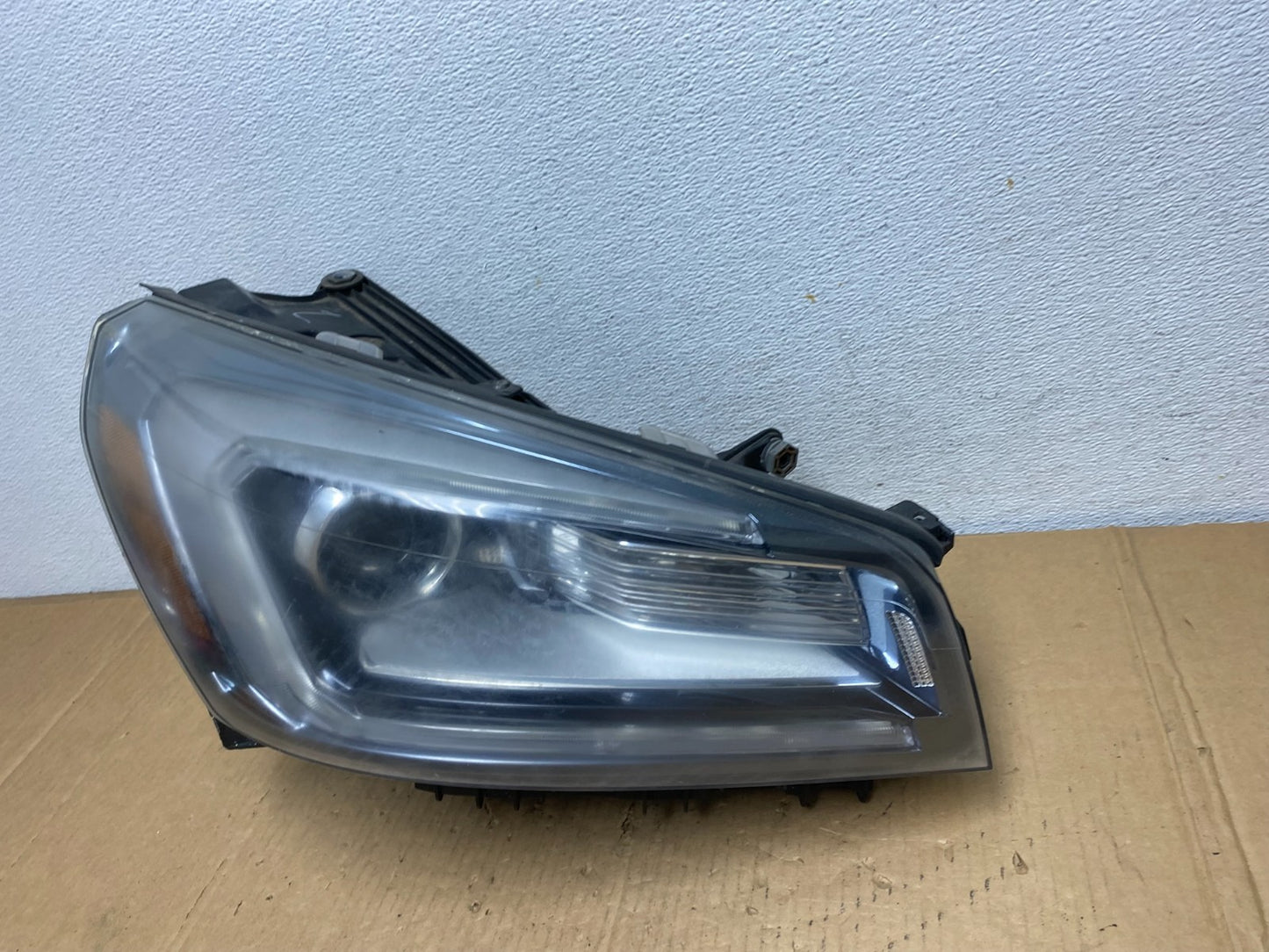 2013-2016 Gmc Acadia Right Passenger RH Side Led Halogen Headlight AD0982 DW1