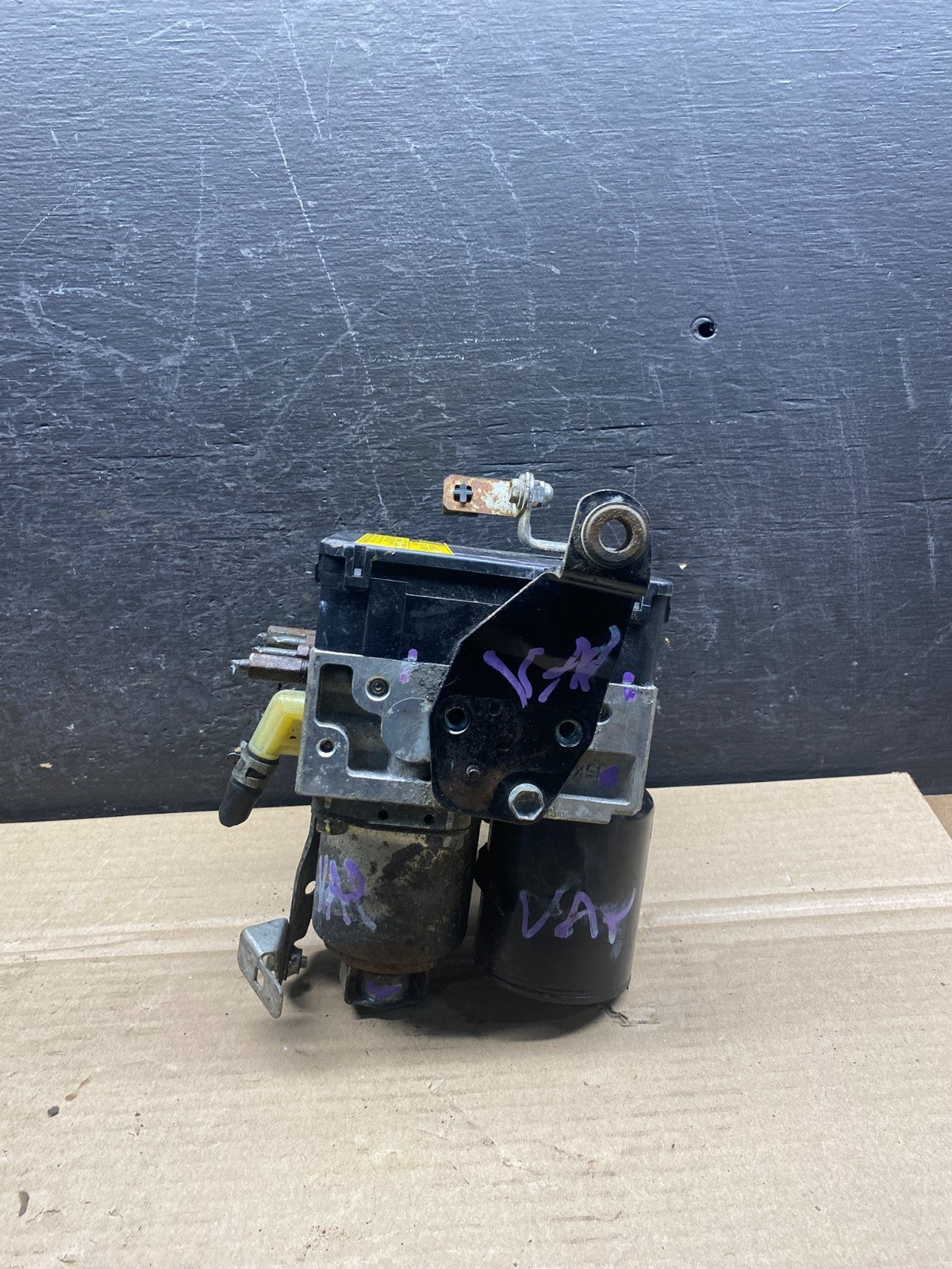 2004 - 2009 Toyota Prius ABS Brake Pump Anti Lock Module ah7602 DG2
