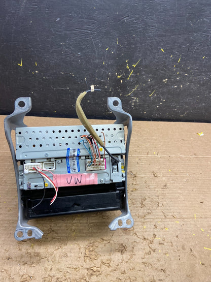 2003 to 2006 Toyota Prius OEM Radio AM/FM CD Player Oem w6385 DG5