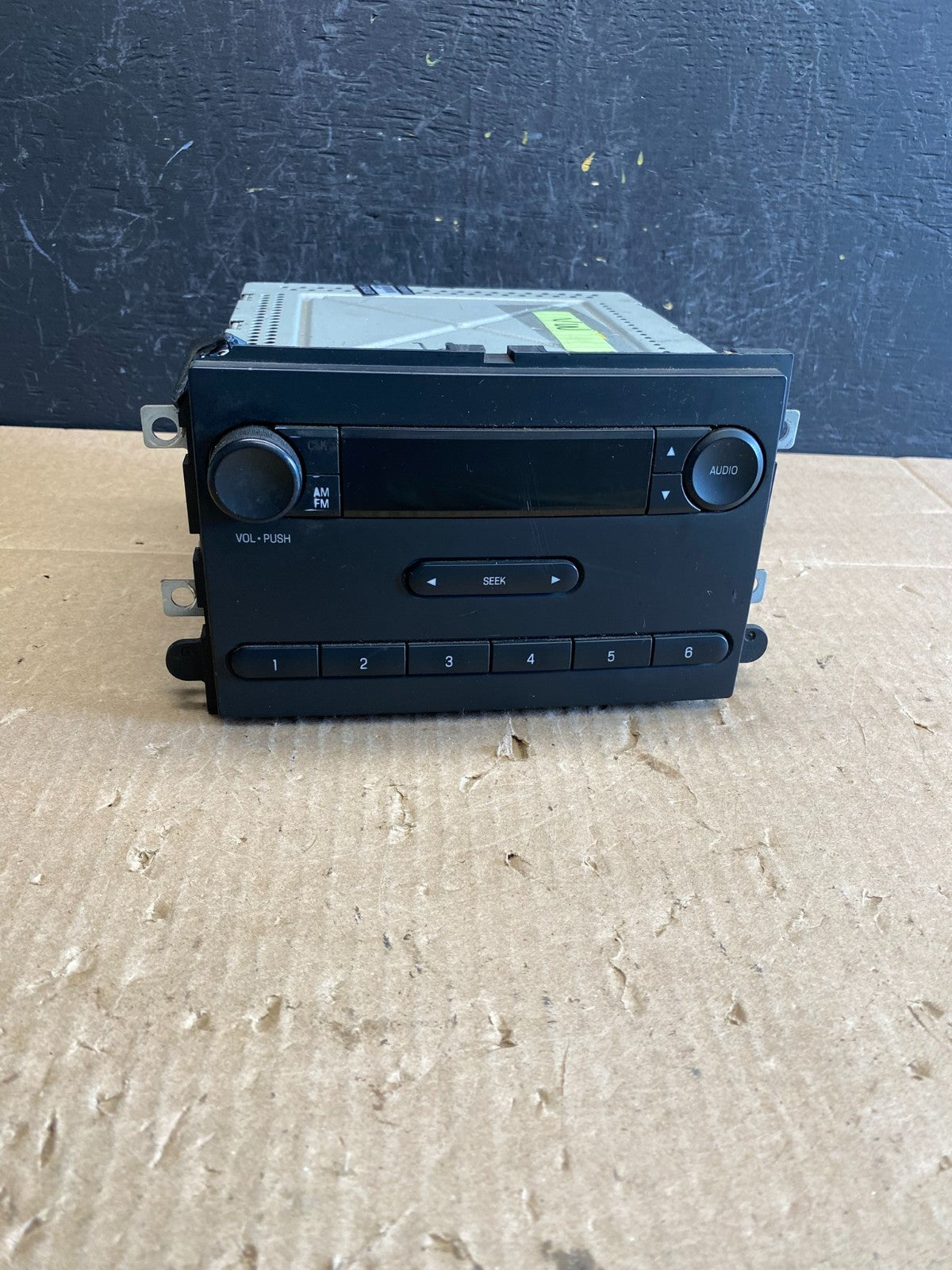 2008-2010 Ford E150 E250 E350 AM FM Radio Stereo Receiver ac6444 DG0