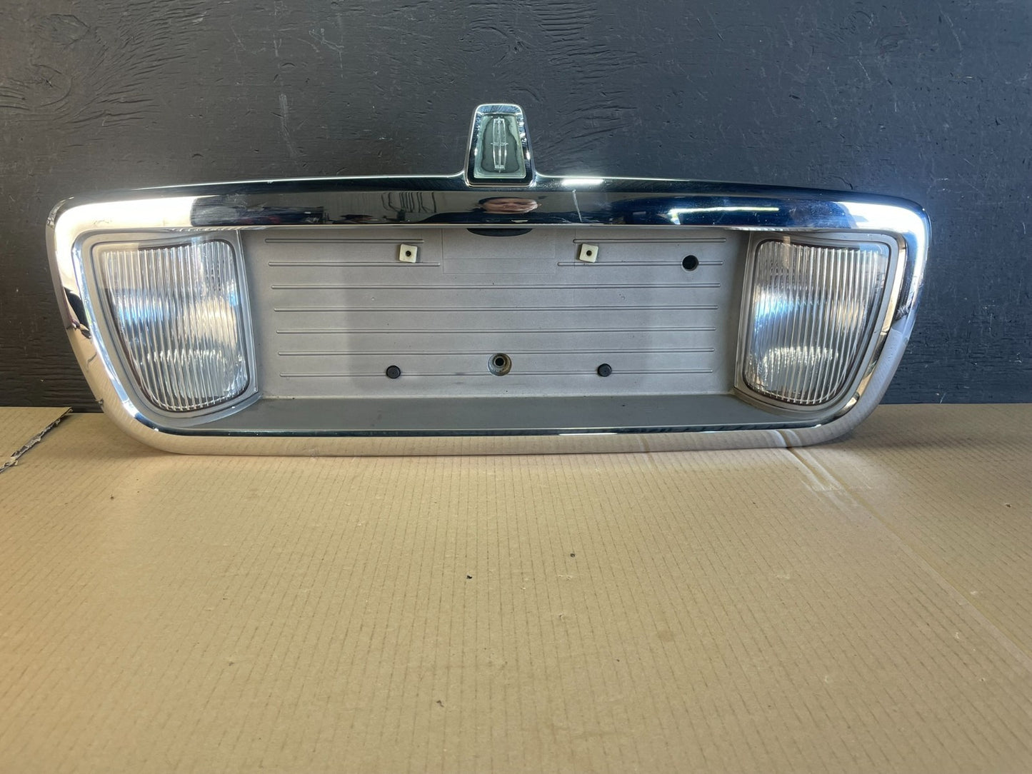 2003 to 2011 Lincoln Town Car Rear License Plate Trim Panel AE3508 DG0