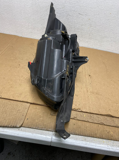 2013 - 2015 Chevrolet Malibu Projector Headlight Right Passenger AD3763 DW9
