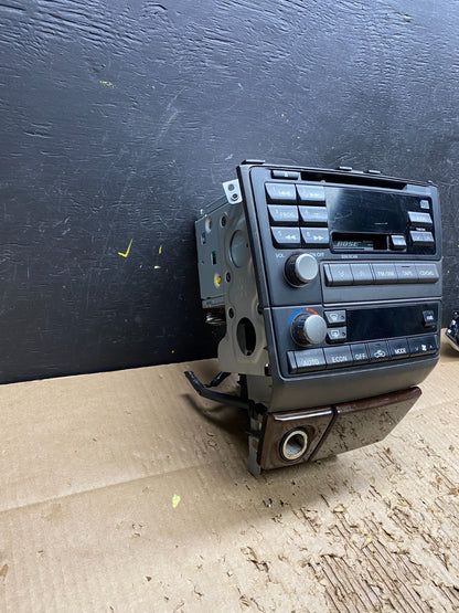2000 to 2001 Infiniti i30 Bose Radio AM/FM Casette Climate Control V9992 DG4