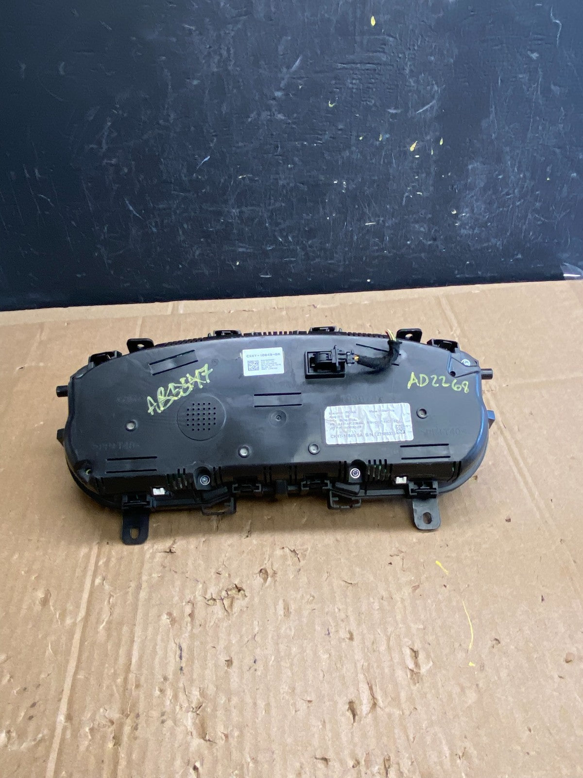 2016 to 2018 Ford Transit Connect Speedometer Cluster AD2268 DG6