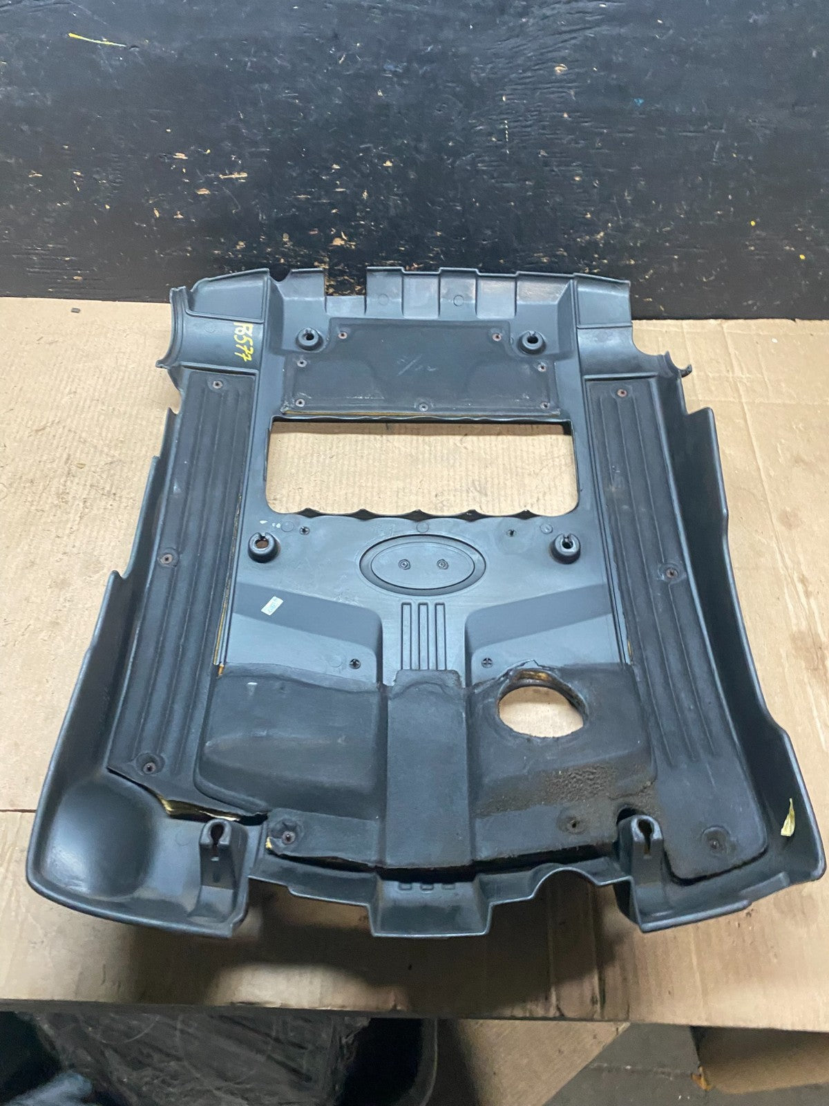 2001 to 2005 Hyundai XG350 V6 Engine Motor Cover T0429 DG5