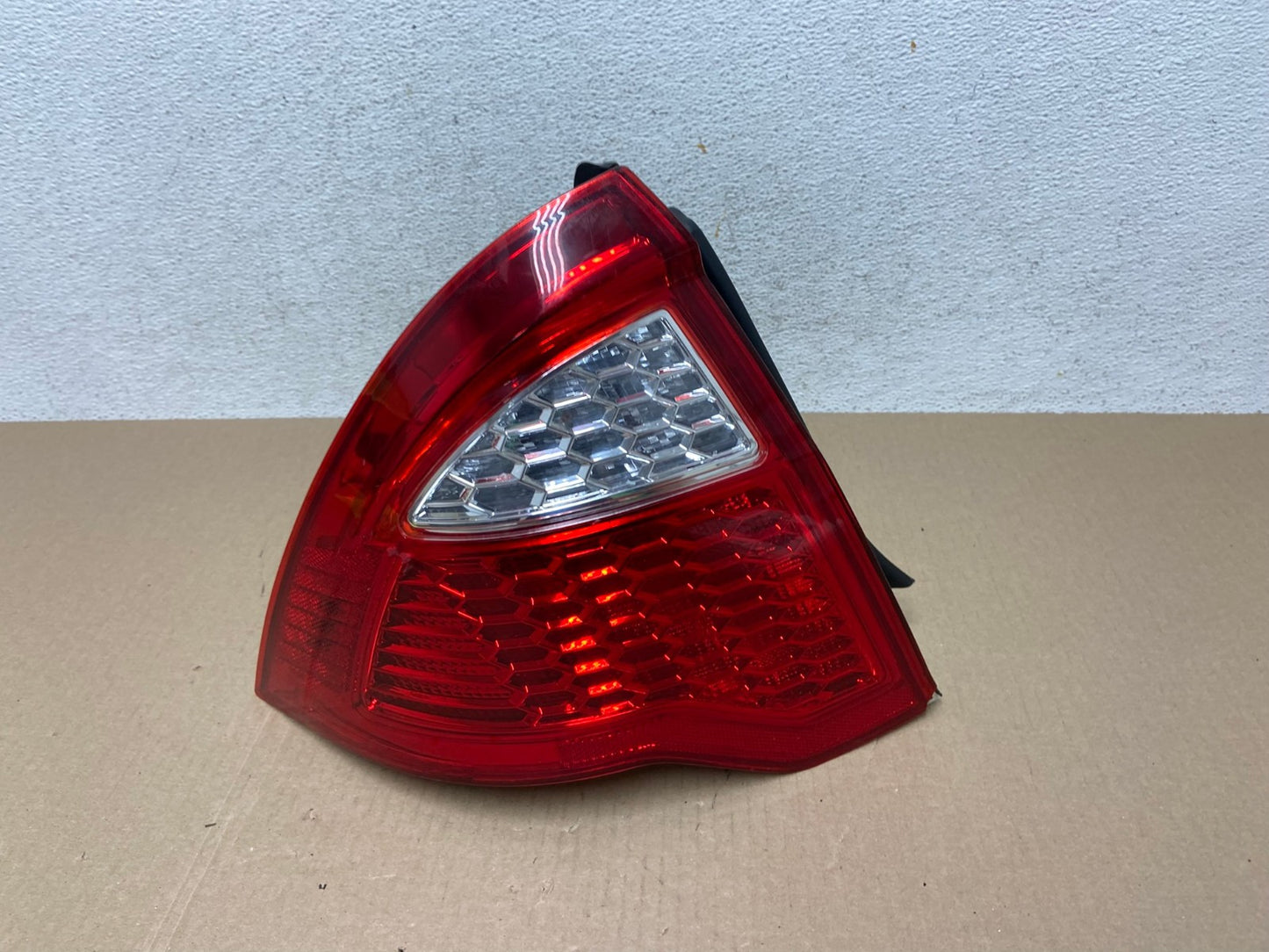 2010 2011 2012 Ford Fusion Left Driver LH Side Tail Light AE6932 LK0