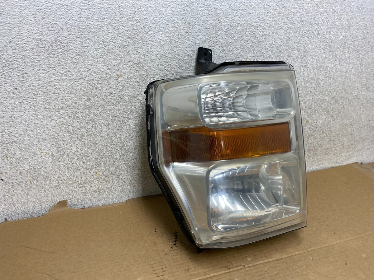 2008 to 2010 Ford F250 Super Duty Right Passenger RH Side Headlight AH7800 DW1