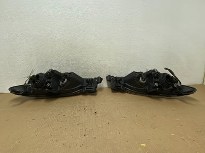2004 to 2009 Mazda 3 Sedan Left+Right Side Halogen Headlights AG8026 DW7