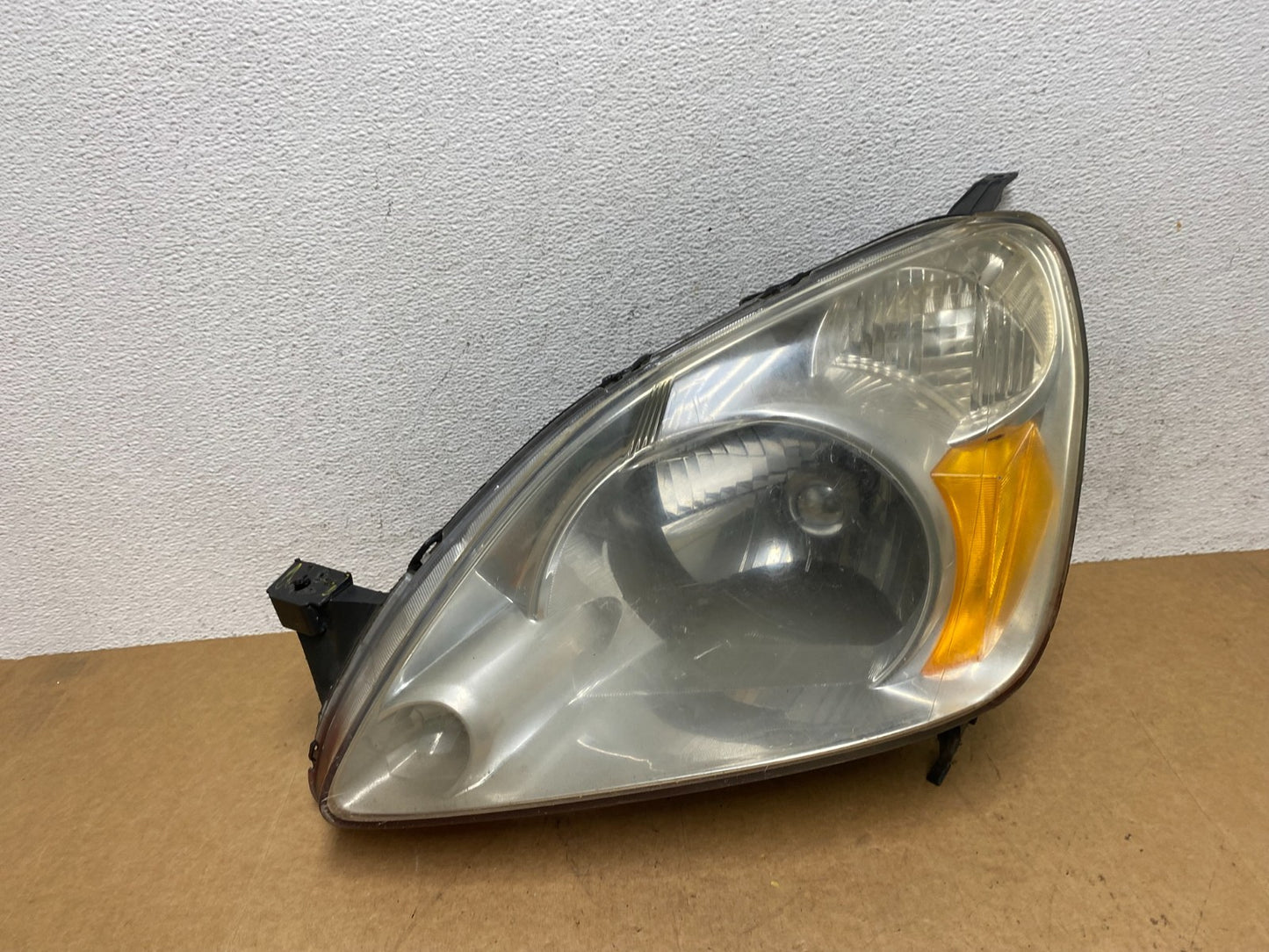 2002 to 2004 Honda Crv Cr-v Left Driver Halogen Headlight DEPO AE3152 DW0