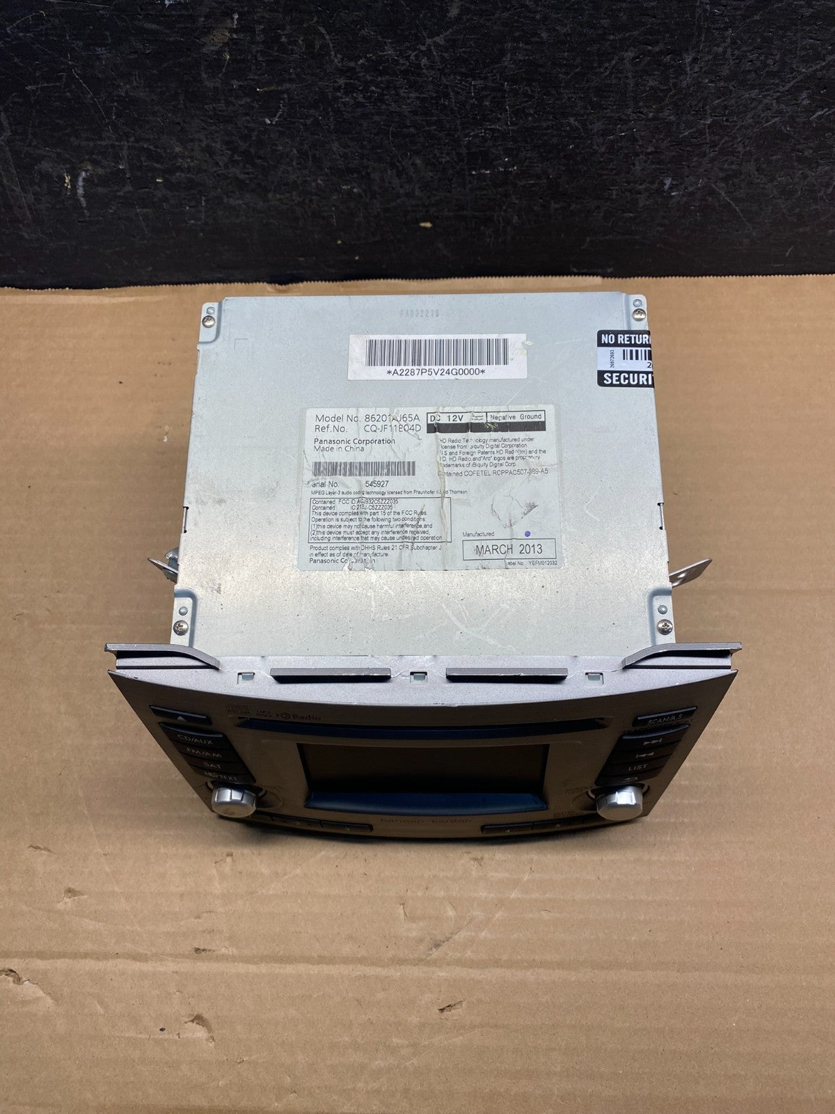 2013 to 2014 Subaru Outback Legacy Am Fm Cd Player AM/FM Radio AD7607 DG3