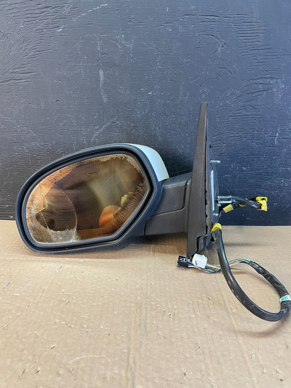 2007-2014 Chevrolet Avalanche Left Driver LH View Door Mirror AC9821 DW5