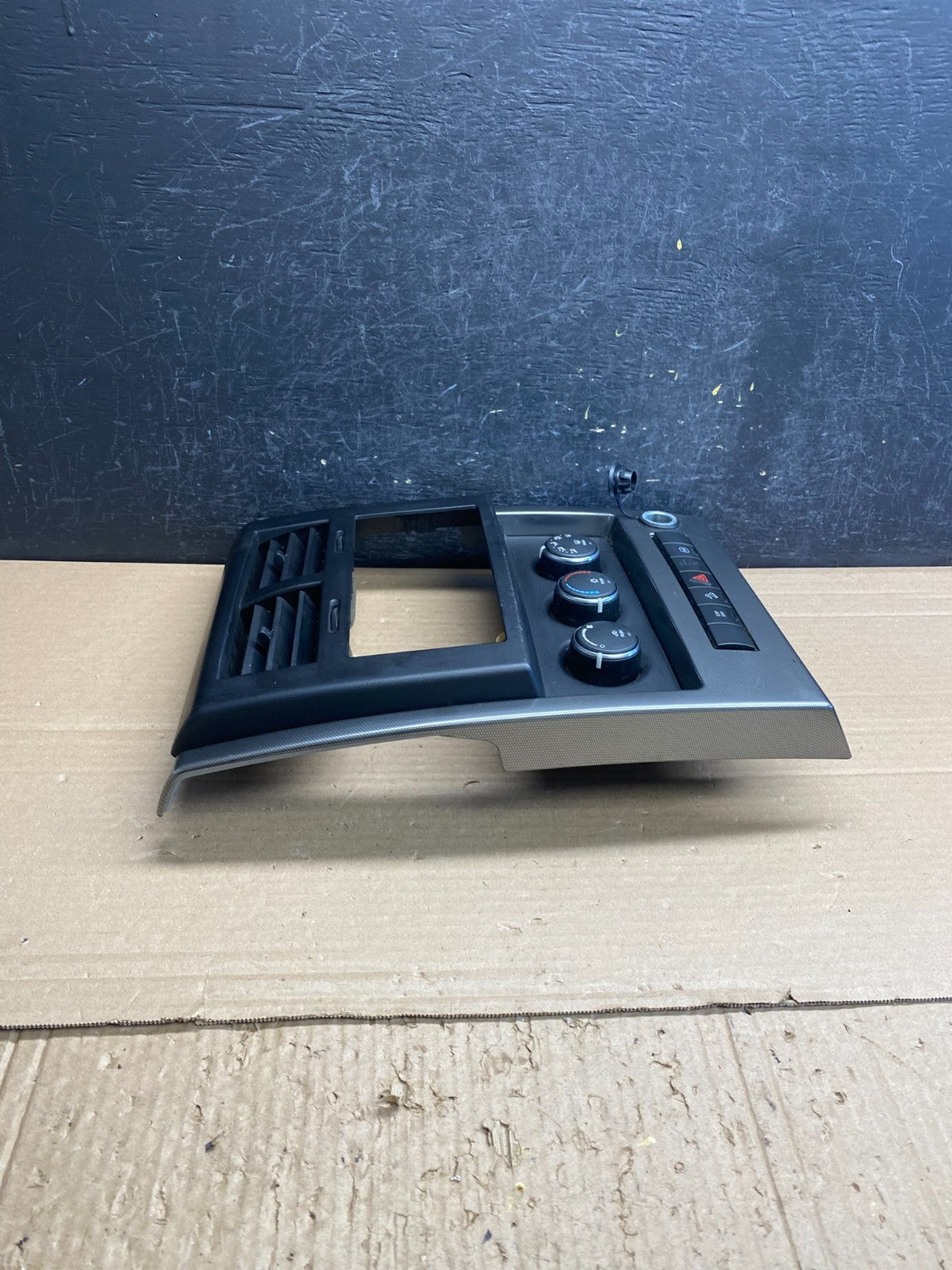 2008 to 2012 Jeep Liberty Dash Climate Temperature Control Radio Bezel AG0104 DG1