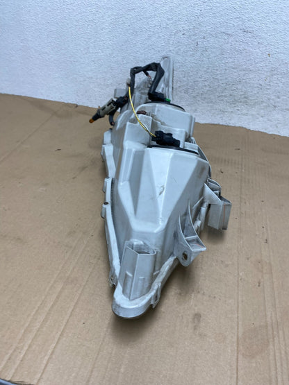2010 - 2011 Toyota Camry Left Driver LH Halogen Headlight AE9098 DW7