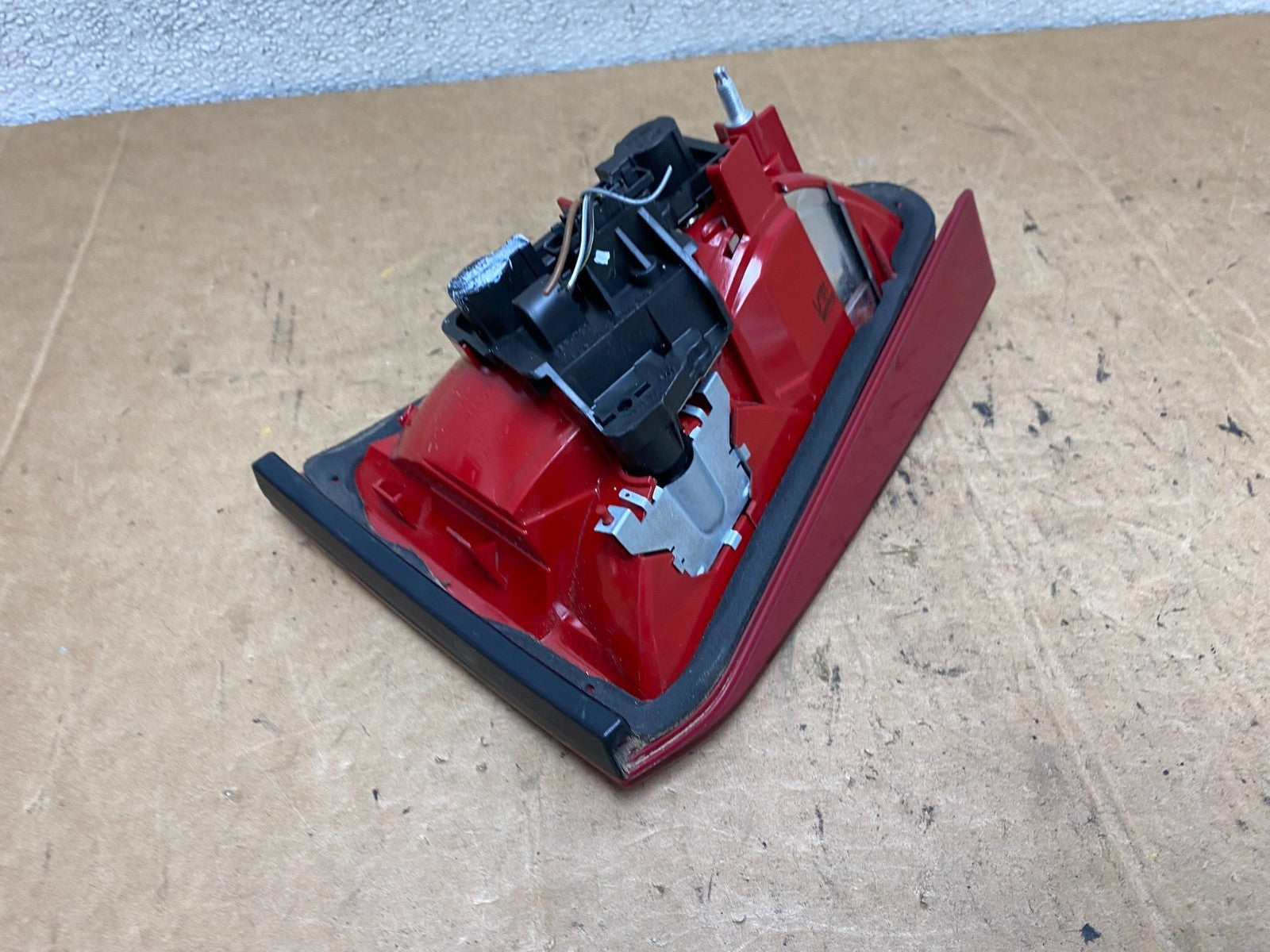 2009 to 2012 Audi A4 Sedan Right Passenger Rh Inner Tail Light Oem T3151 DW5