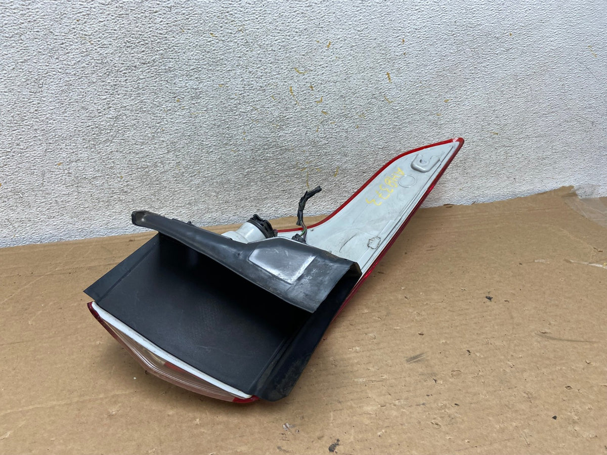 2013 to 2016 Ford Escape Right Passenger RH Side Tail Light AH8373 LK4