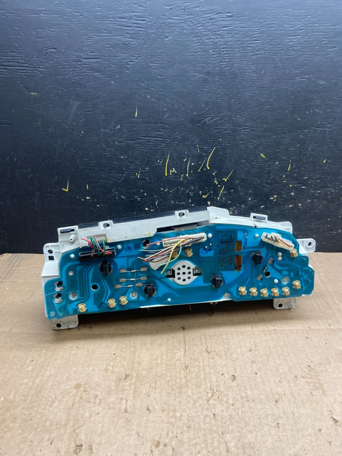 2001 - 2002 Ford Econoline E250 E350 Van Speedometer Instrument Cluster z1620 DG5