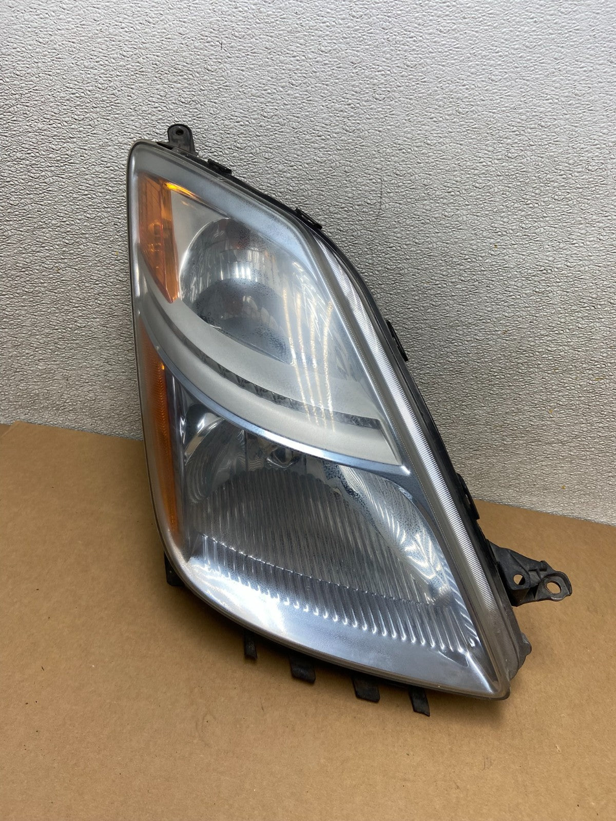 2006 - 2009 Toyota Prius Right Passenger Rh Side Headlight Halogen Oem Z6547 DW0