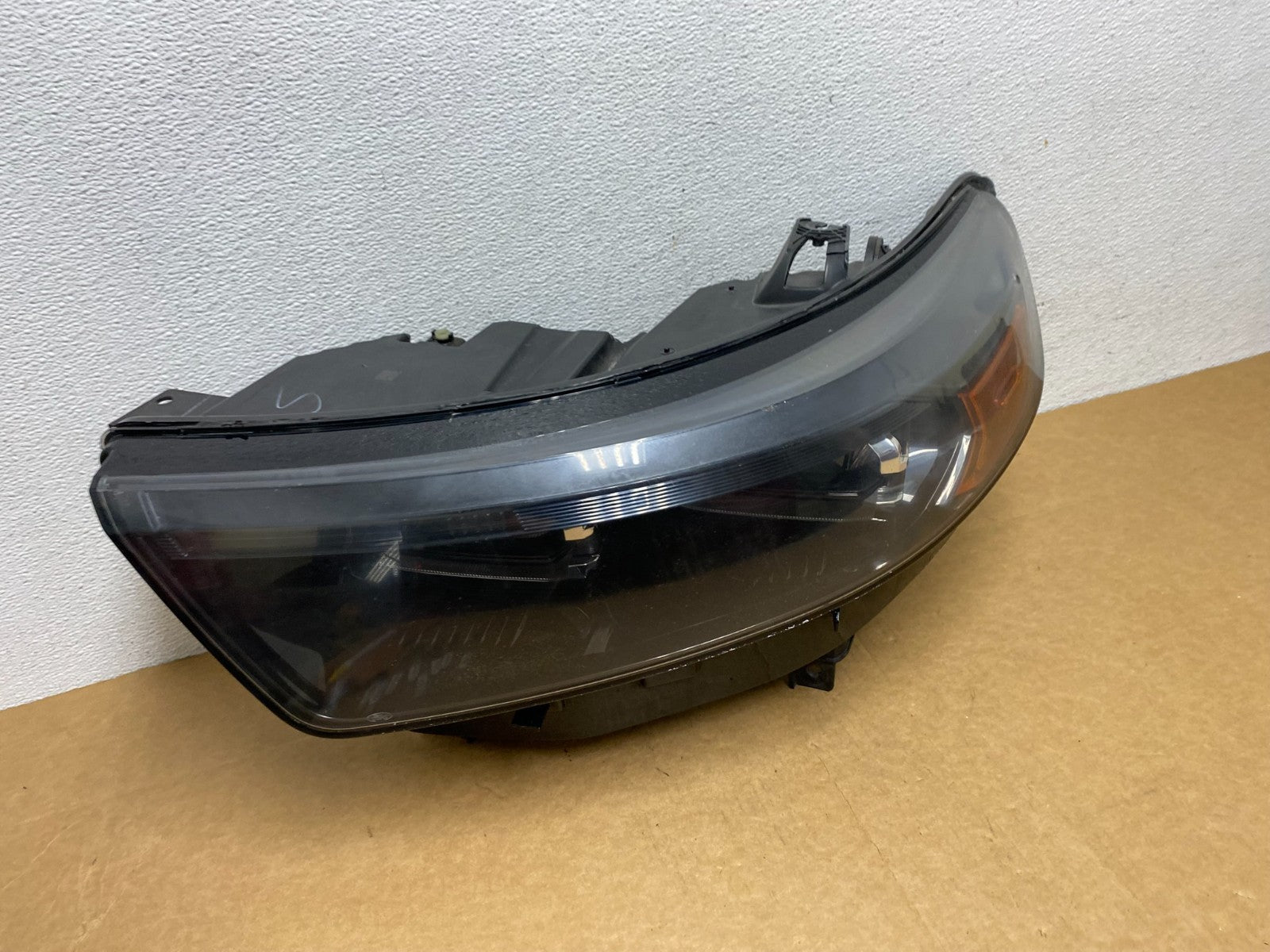 2020-2023 Ford Explorer Left Police Interceptor w/Module Headlight AD4454 DW2