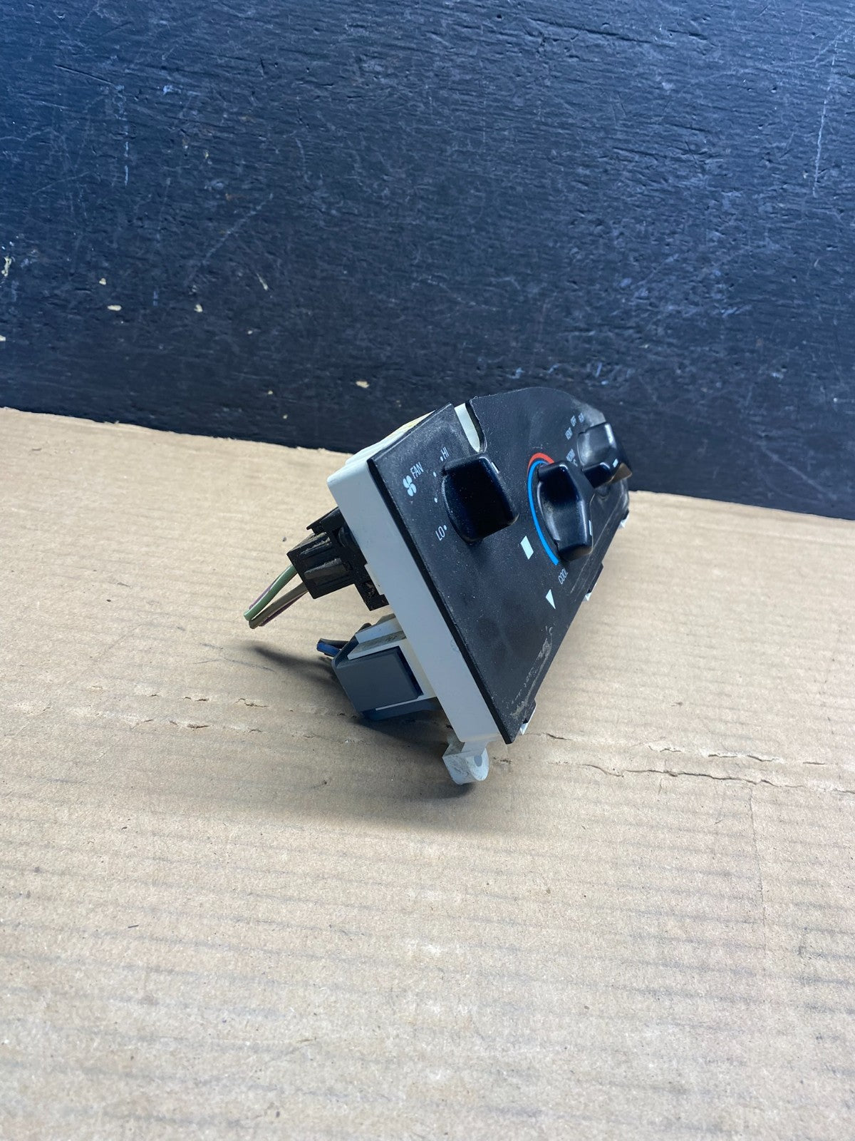 1997-2014 Ford Van Econoline E150 E250 Heater Climate Fan Control AF3934 DW1