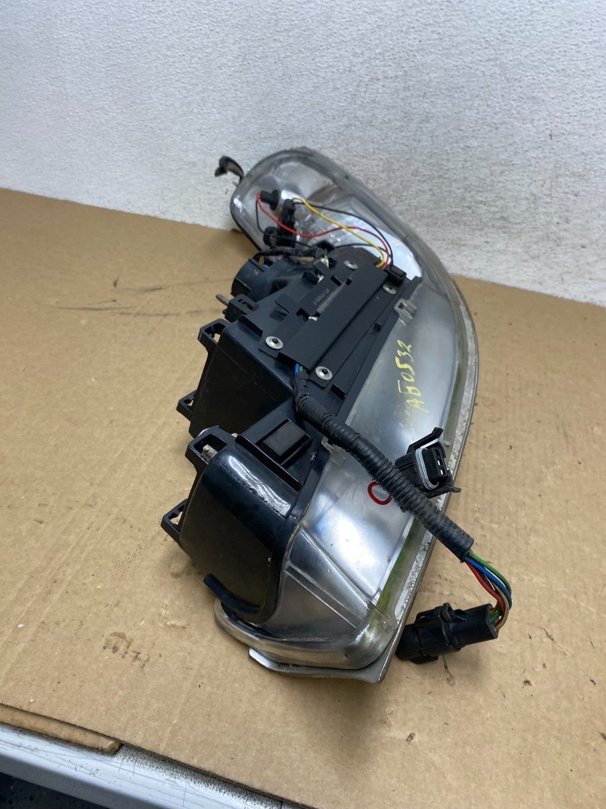 1999-2001 Lincoln & Town Car Right Passenger RH Headlight Halogen AG0532 DW8