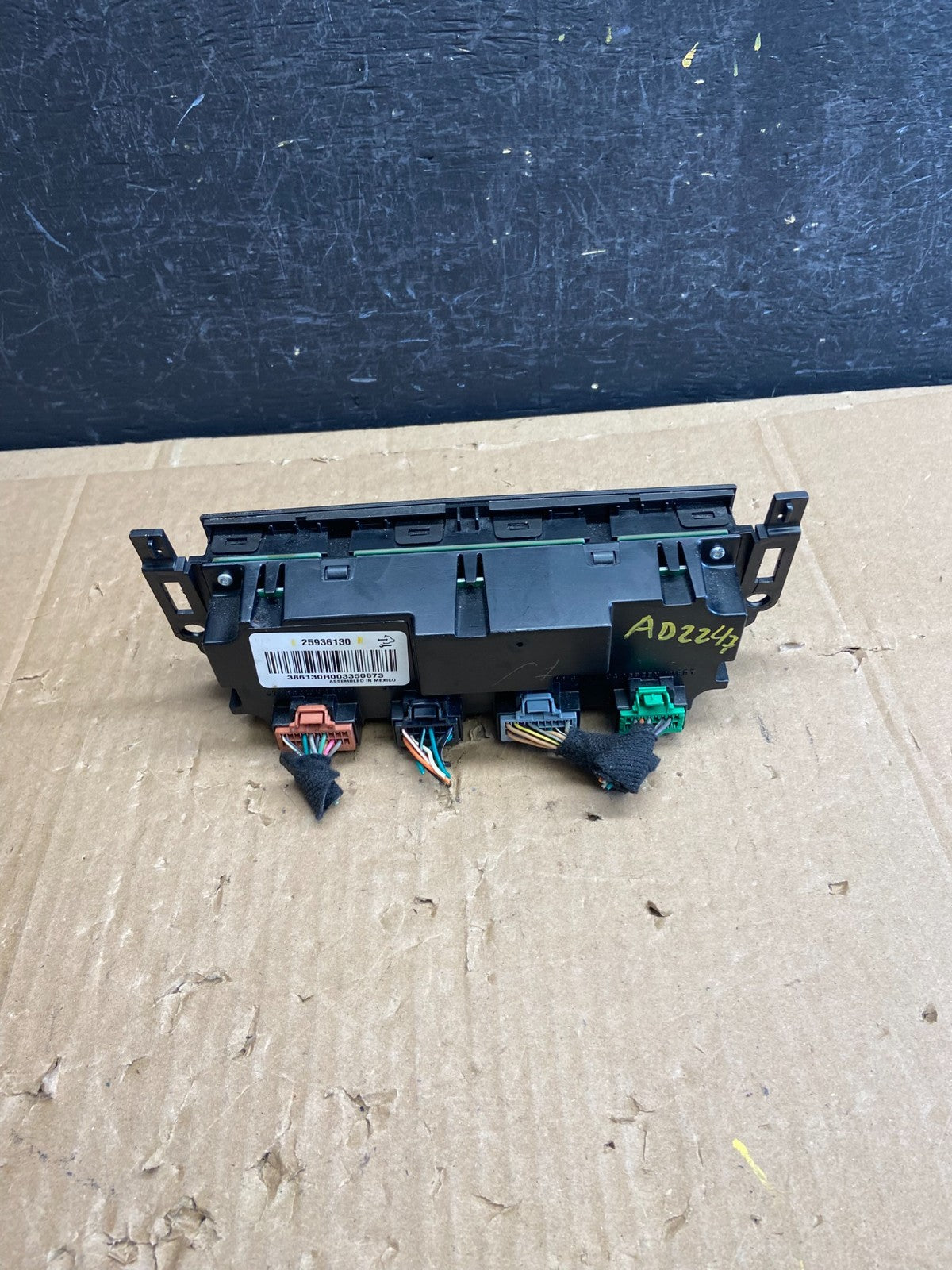 2007-2011 GMC Yukon Tahoe Automatic Climate Temperature Temp Control ad2247 DG3
