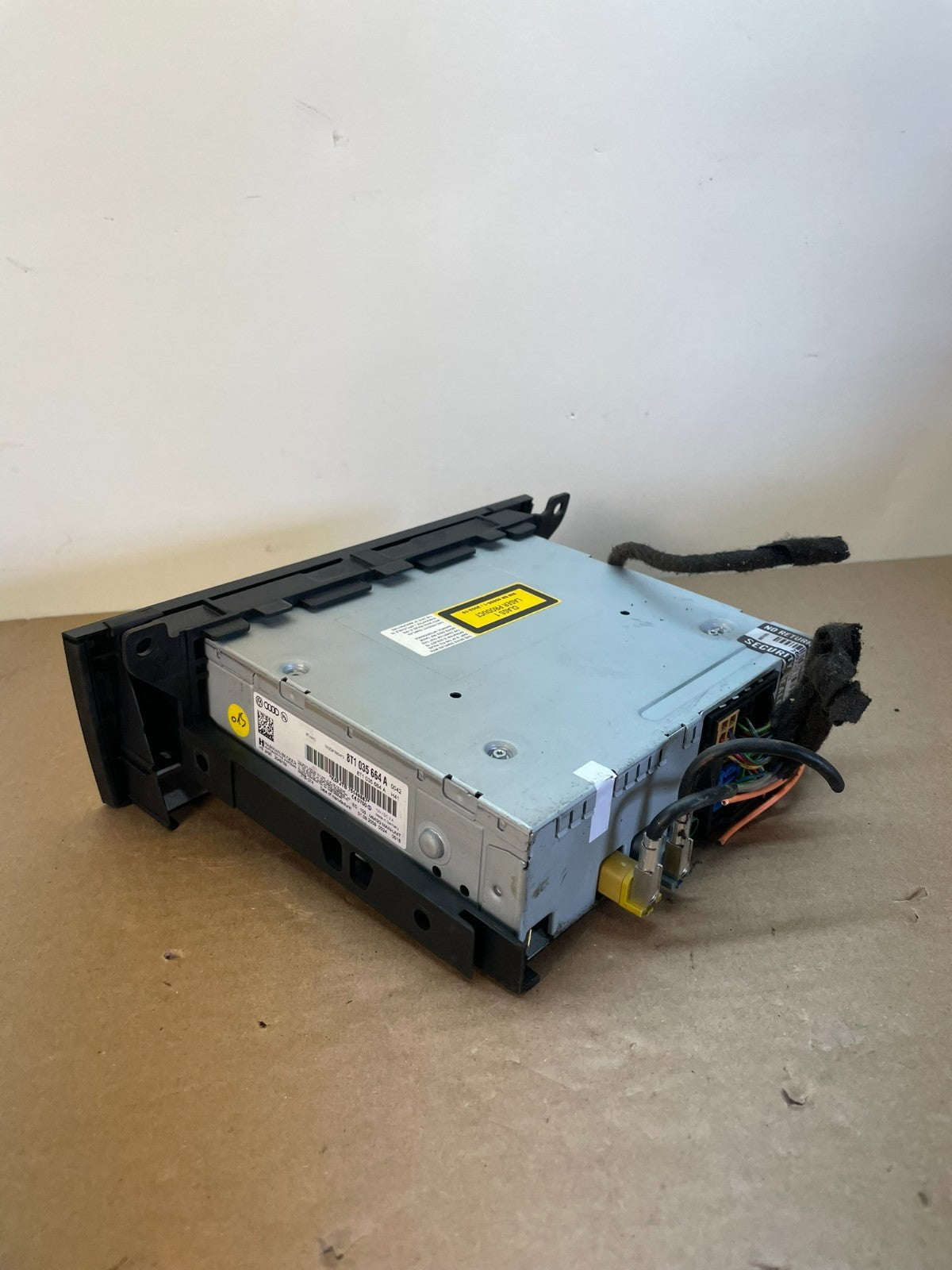 2009-2012 Audi A4 Q5 Receiver Concert Audio Radio AM/FM Cotnrol AI0583 DG3