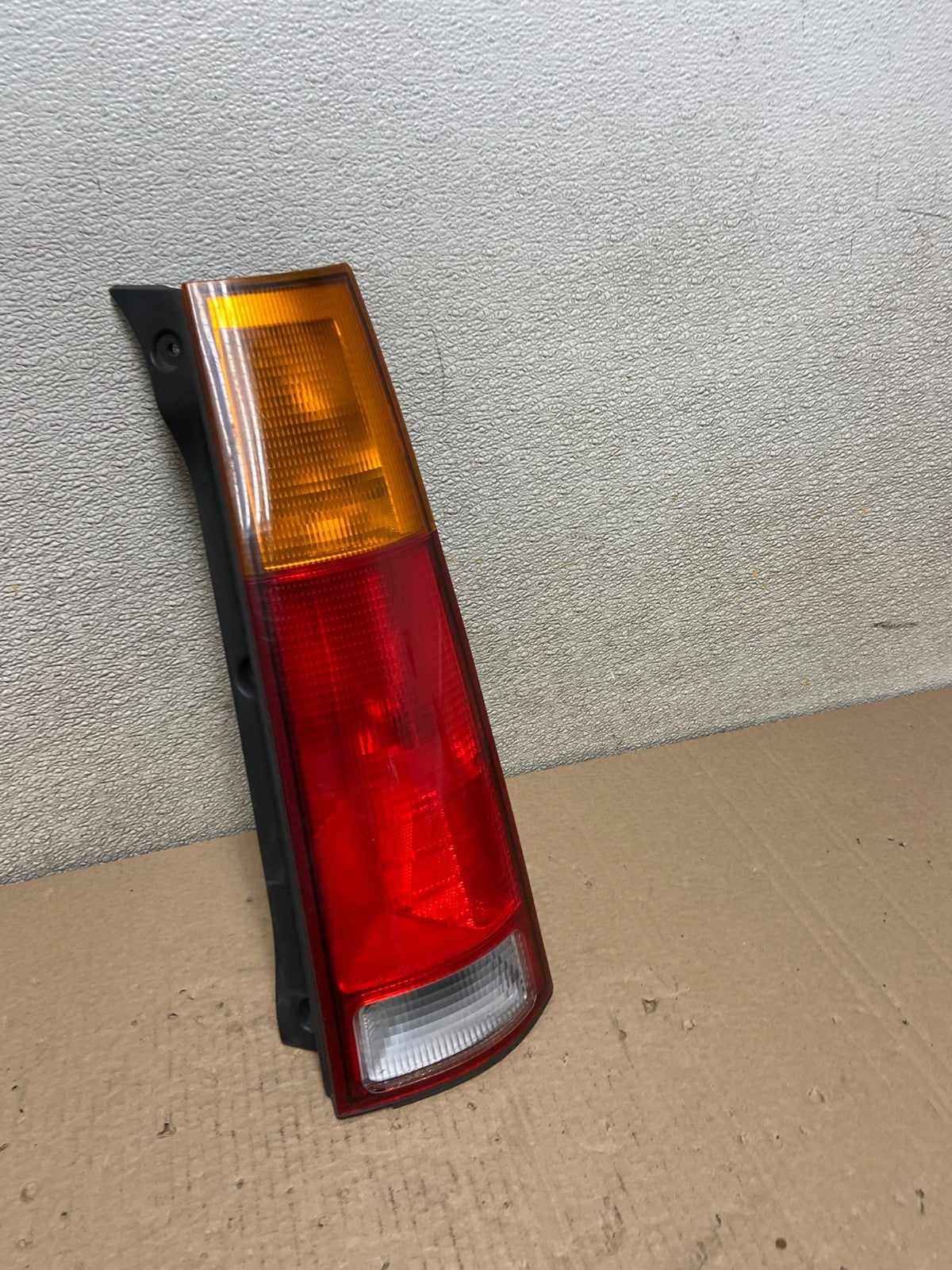 1997 1998 1999 2000 2001 Honda Crv Cr-v Right Passenger Tail Light OEM AB2472 LK2