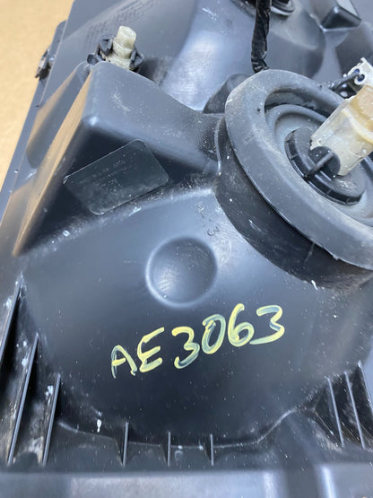 2008-2014 Ford Econoline E150 E250 E350 Right Passenger Headlight AE3063 DW9