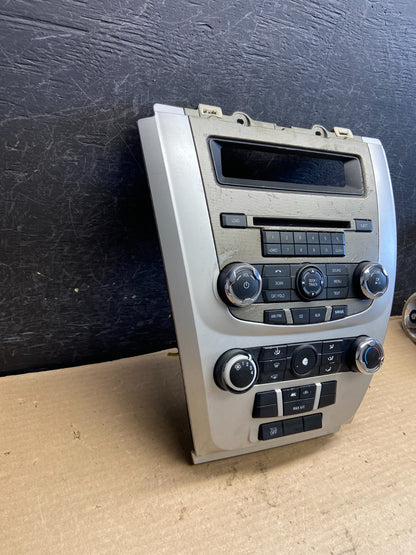2010 to 2012 Ford Fusion Radio Climate Control A/C Control ah3746 DG4