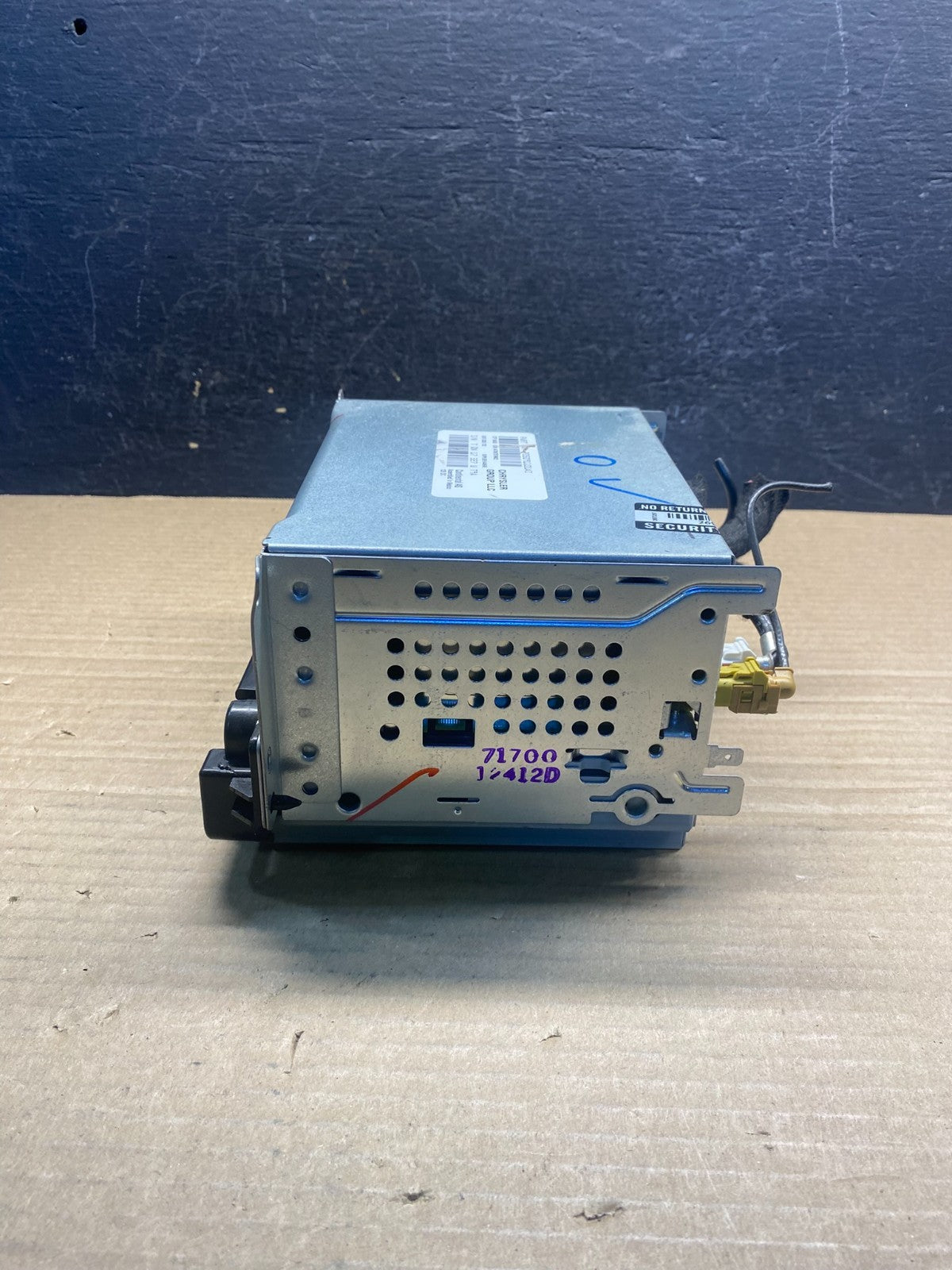 2011 - 2013 Dodge Journey Radio Info Media CD Player Unit AF3855 DW1