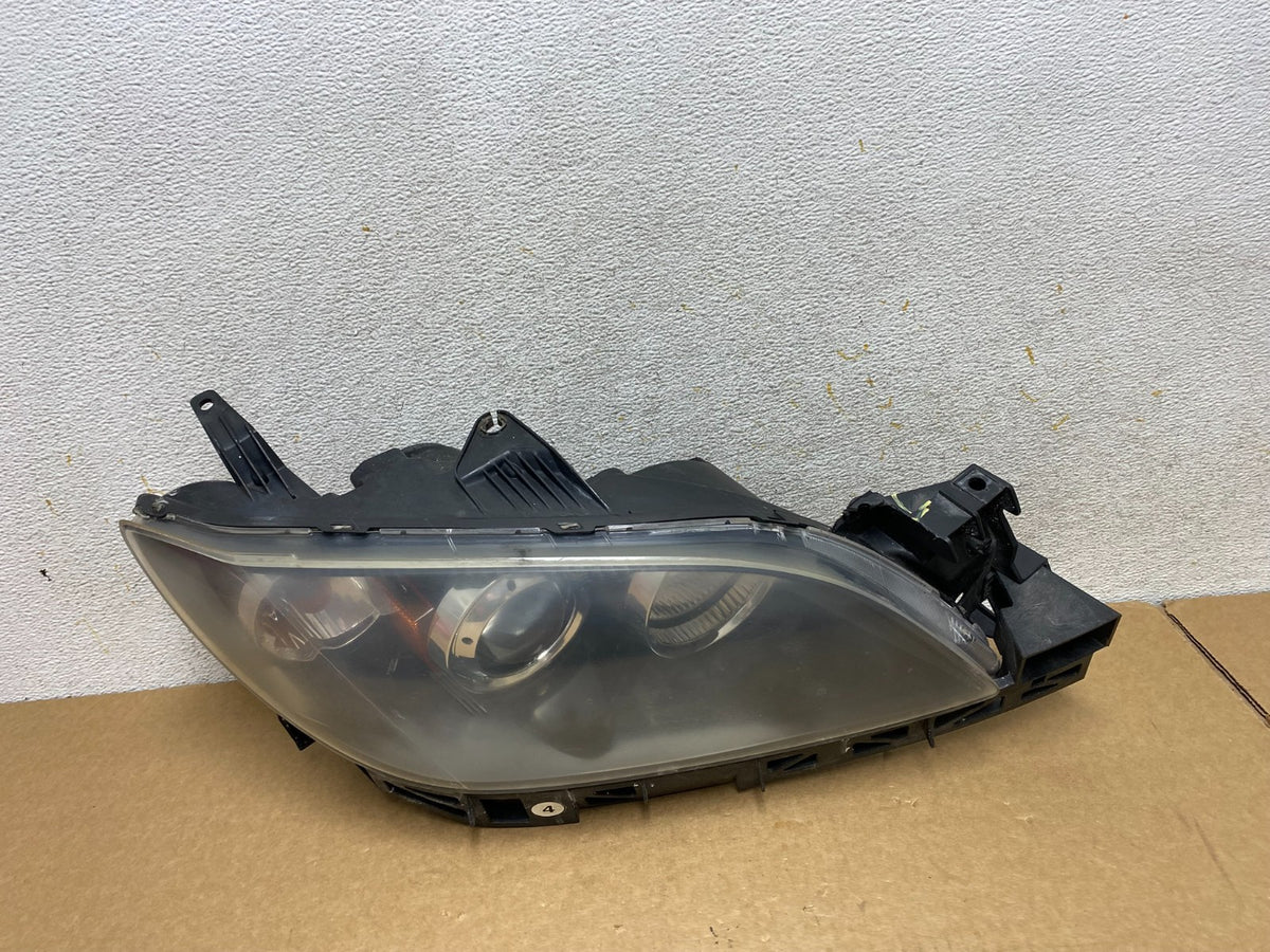 2004 to 2009 Mazda 3 Sedan Right Passenger Rh Side Headlight AI2619 DW0