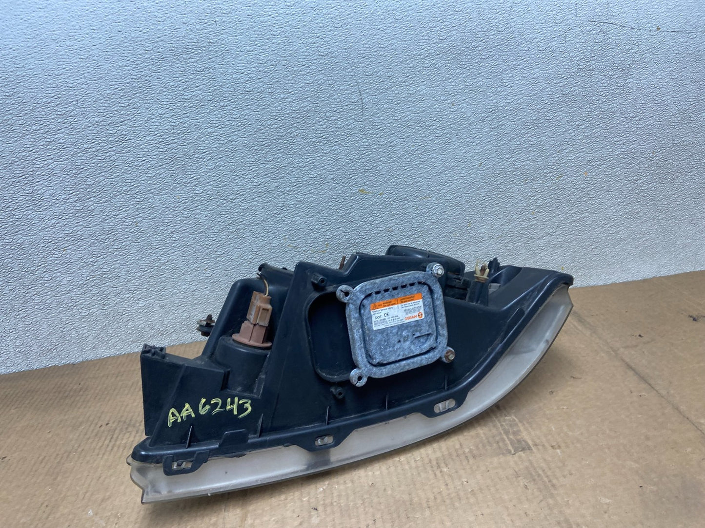2003 - 2006 Lincoln Navigator Right Passenger RH Side Headlight Xenon AA6243 DW6