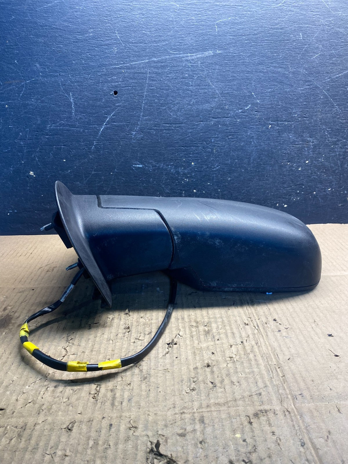 2007 to 2013 Chevrolet Tahoe Silverado Suburban Left Driver Mirror OEM AA7508 MS1