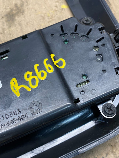 2011 to 2017 Jeep Compass Dash Climate Temperature Control Radio Bezel r8666 DG7