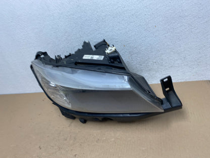 2009-2011 BMW 3 Series 328i 4/D Sedan Headlight Halogen Right Passenger AE72641