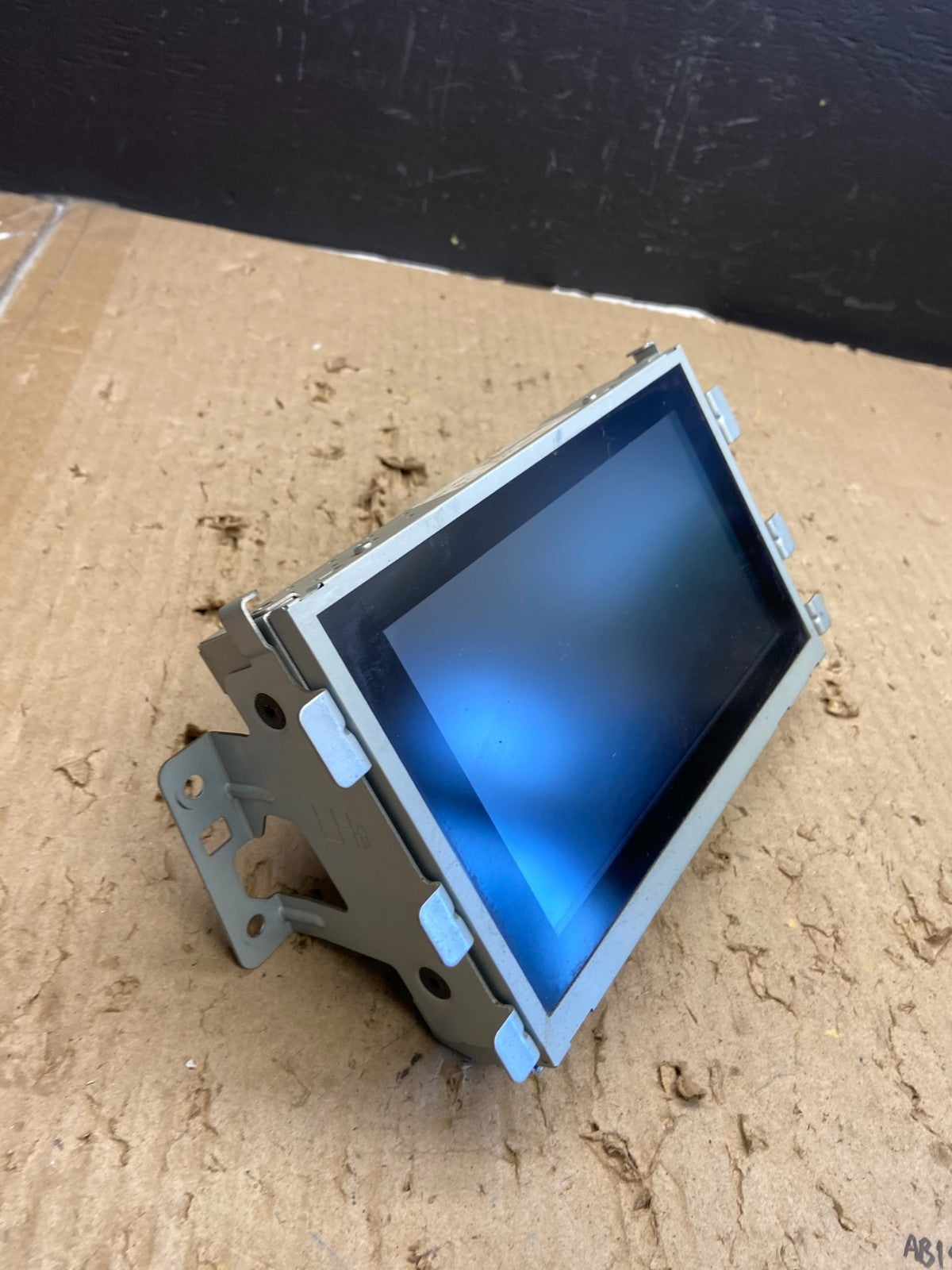 2011 - 2013 Nissan Pathfinder Radio Display Info Navigation Screen AB5837 DG2