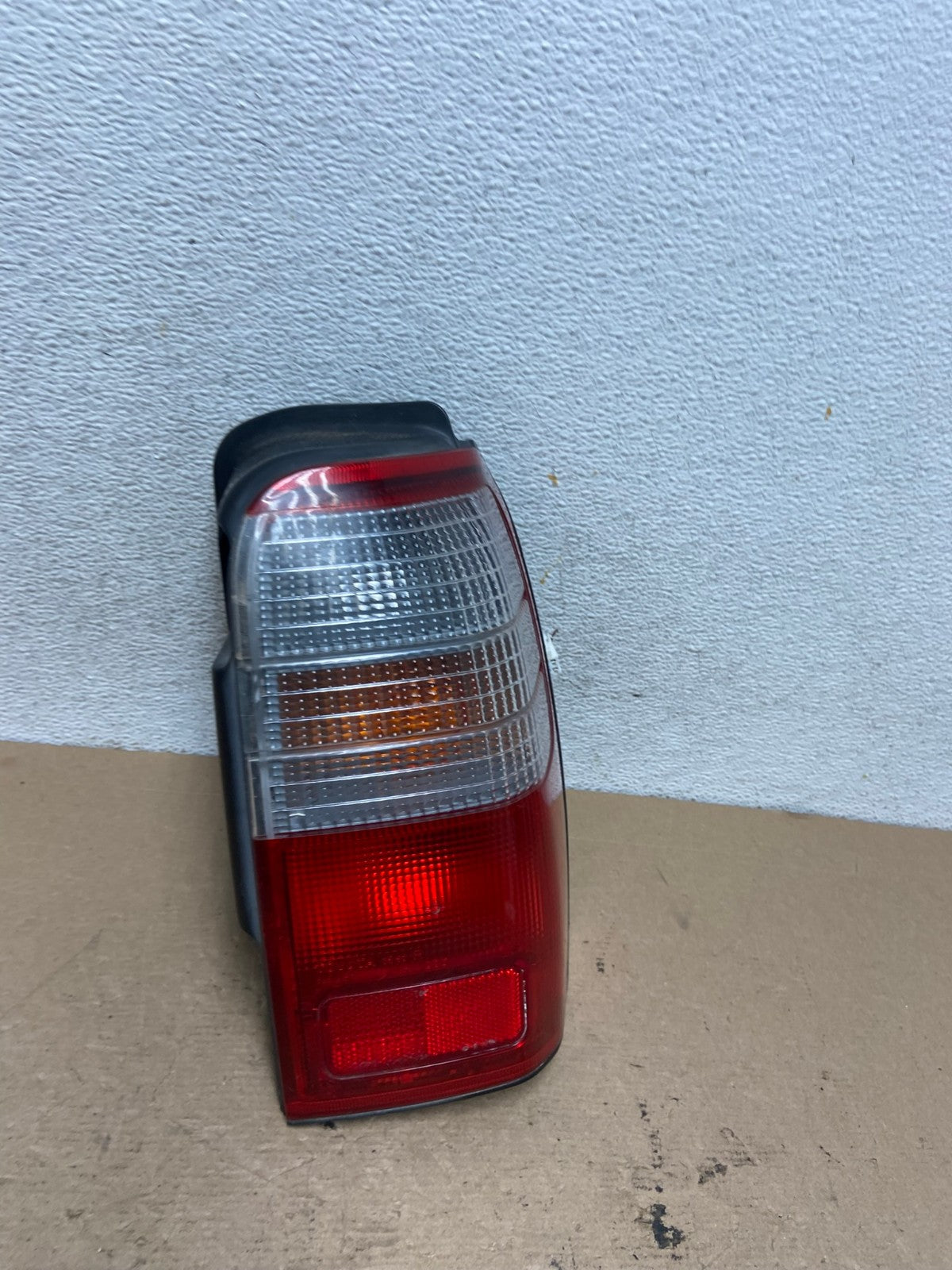 1997 to 2000 Toyota 4Runner Right Passenger RH Side Tail Light AF4951 LK2