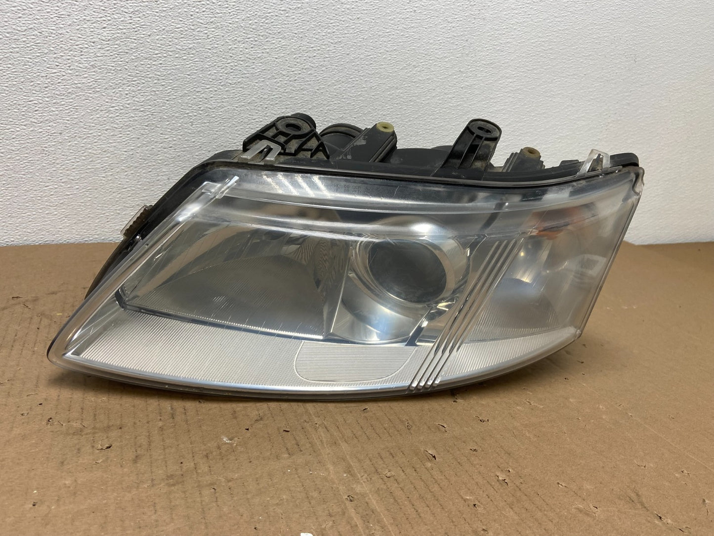 2003 2004 2005 2006 2007 Saab 9-3 Left Driver LH Headlight Halogen AB6454 DW0
